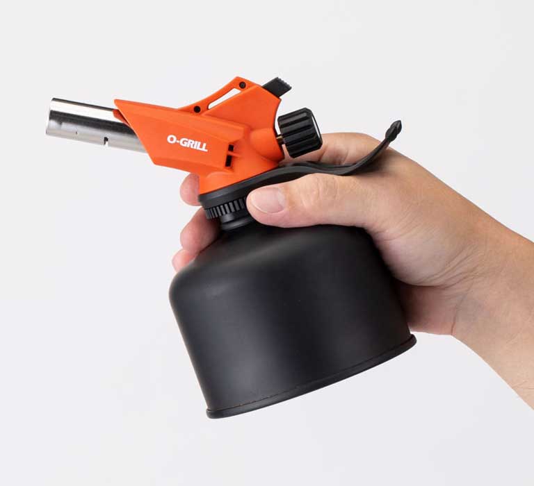 GT-668E Primus Fuel Blow Torch in the hand